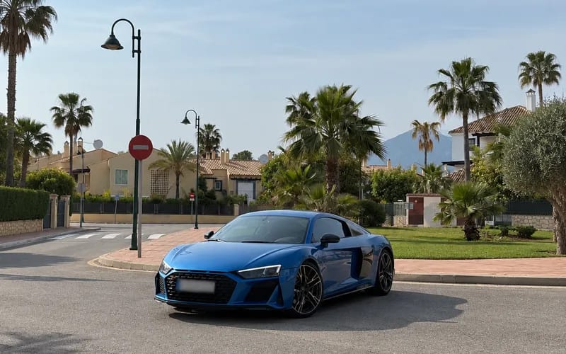 Audi R8