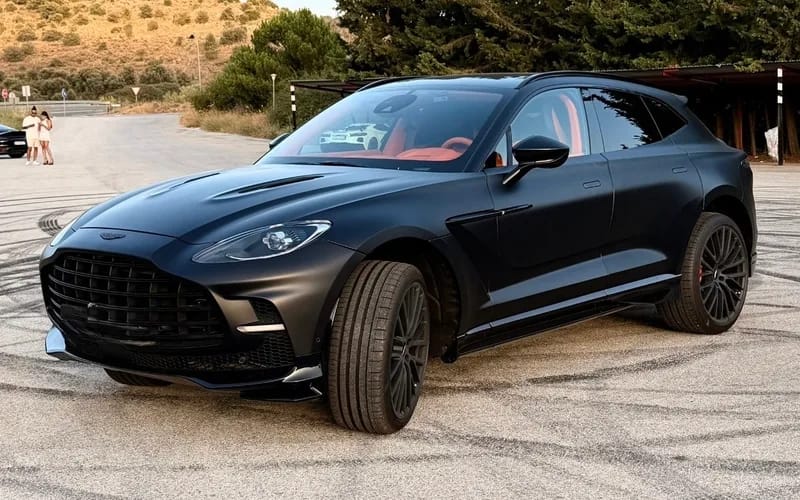 Aston Martin Aston Martin DBX 707